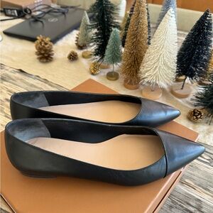 Size 7.5 Stuart Weitzman classic pointed flat 👠💎🩷